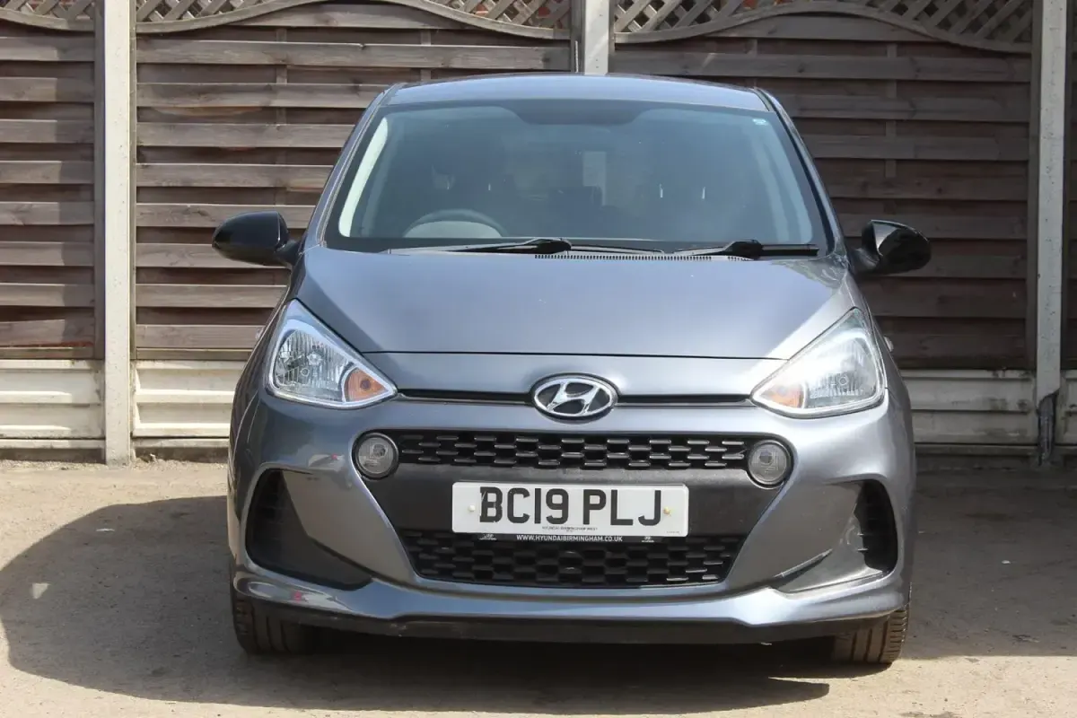 Używany Hyundai i10 67 KM (49 kW) 2019 Szary Hatchback