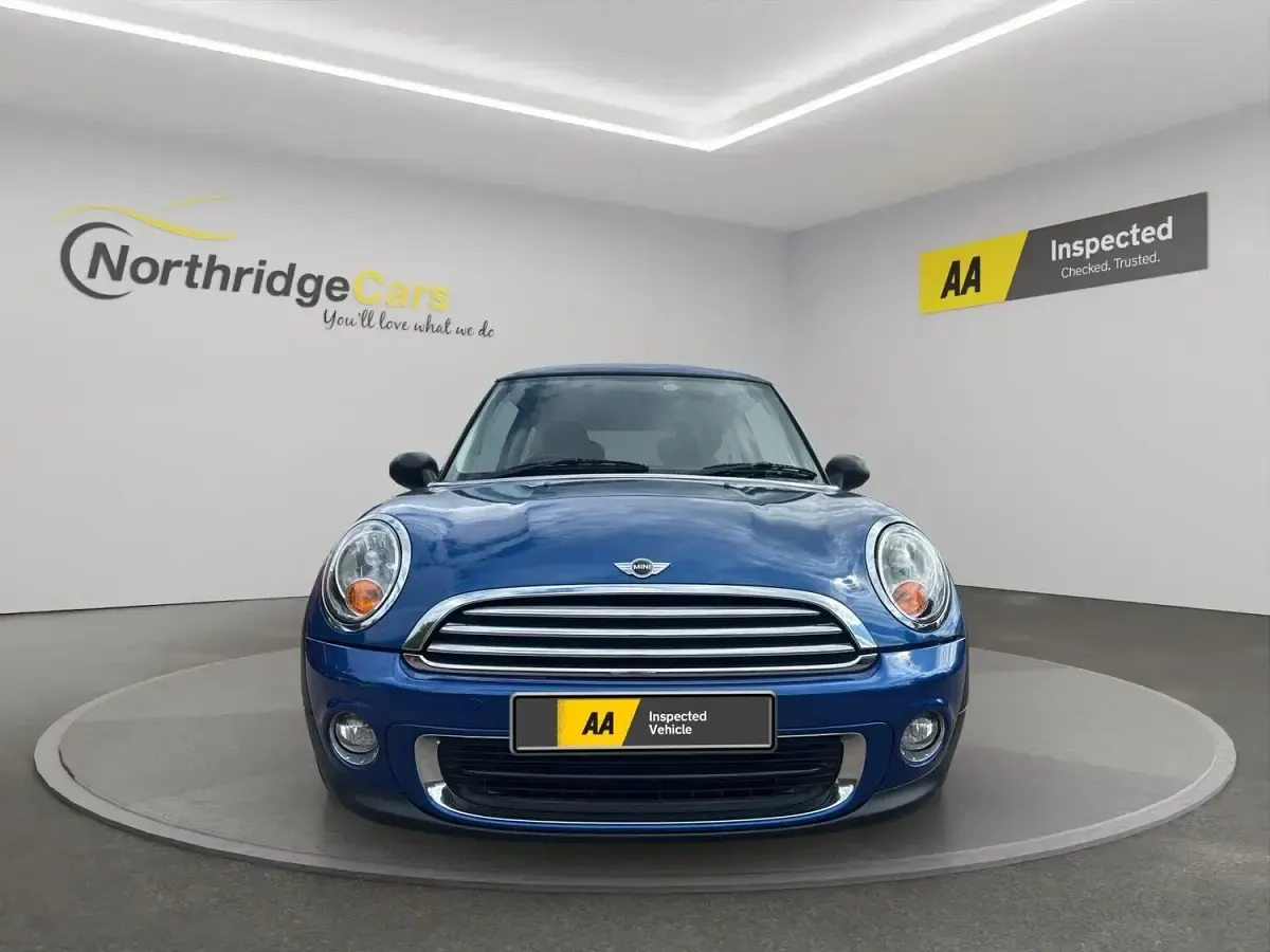 Used Mini ONE Hatch 98 HP (72 kW) 2011 Blue Hatchback