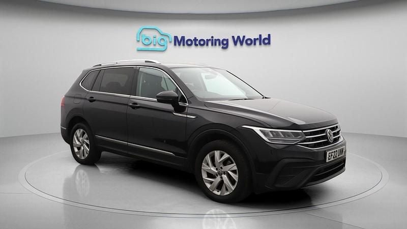 Black Used 2022 VW Tiguan Allspace Life SUV | £22,000 (Fair price) - Image 1/4