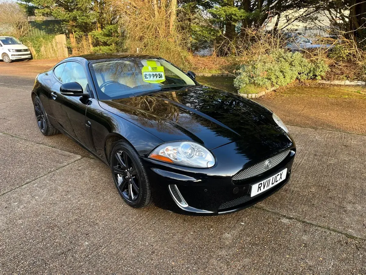 Used Jaguar XK 385 HP (283 kW) 2011 Black Coupe