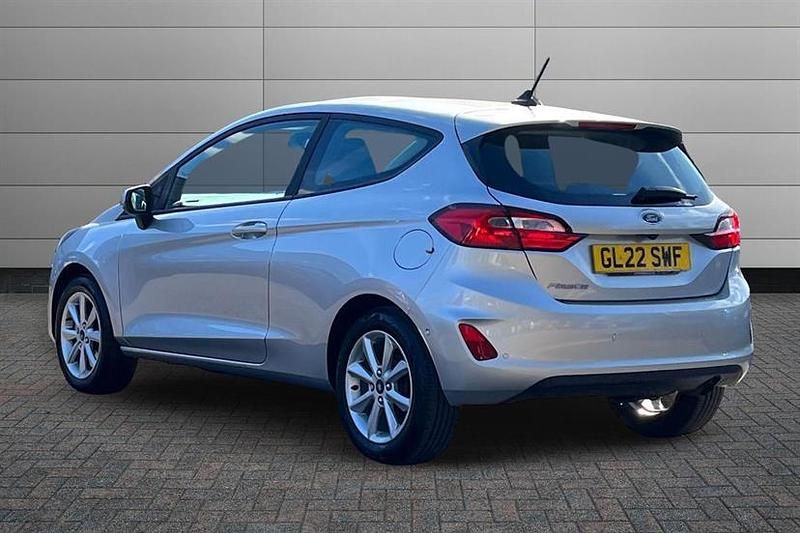 Used Ford Fiesta Trend 75 HP (55 kW) 2022 Silver Hatchback