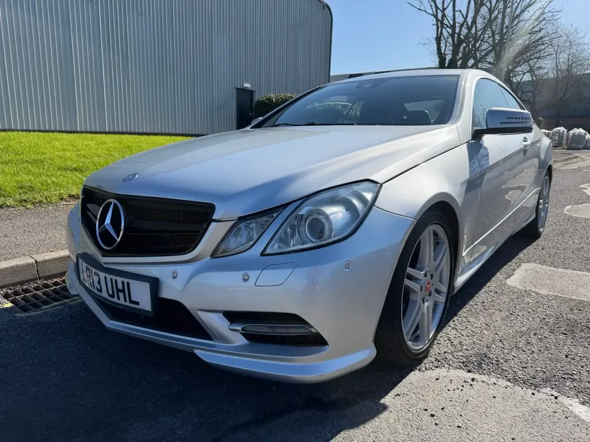 Usado Mercedes E250 2013 Prateado Coupé
