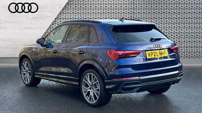 Used Audi Q3 Black Edition 150 HP (110 kW) 2025 Blue SUV