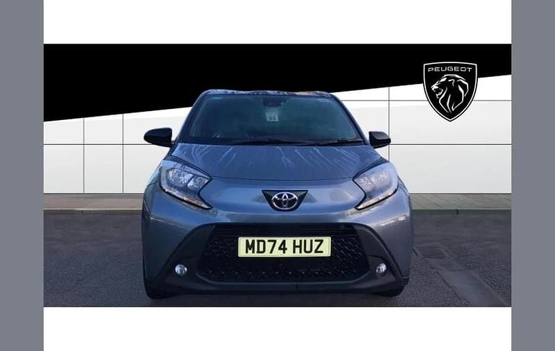 Used Toyota Aygo X 71 HP (52 kW) 2025 Grey SUV