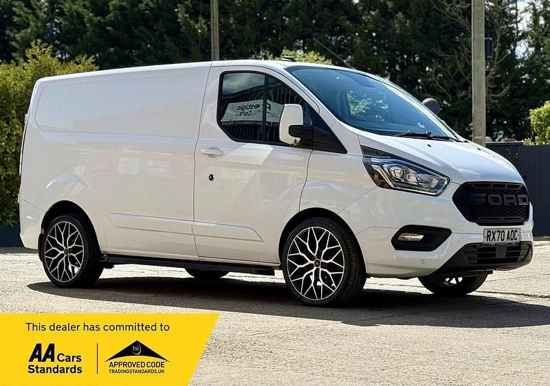 Used Ford Transit Custom Limited 2020 White