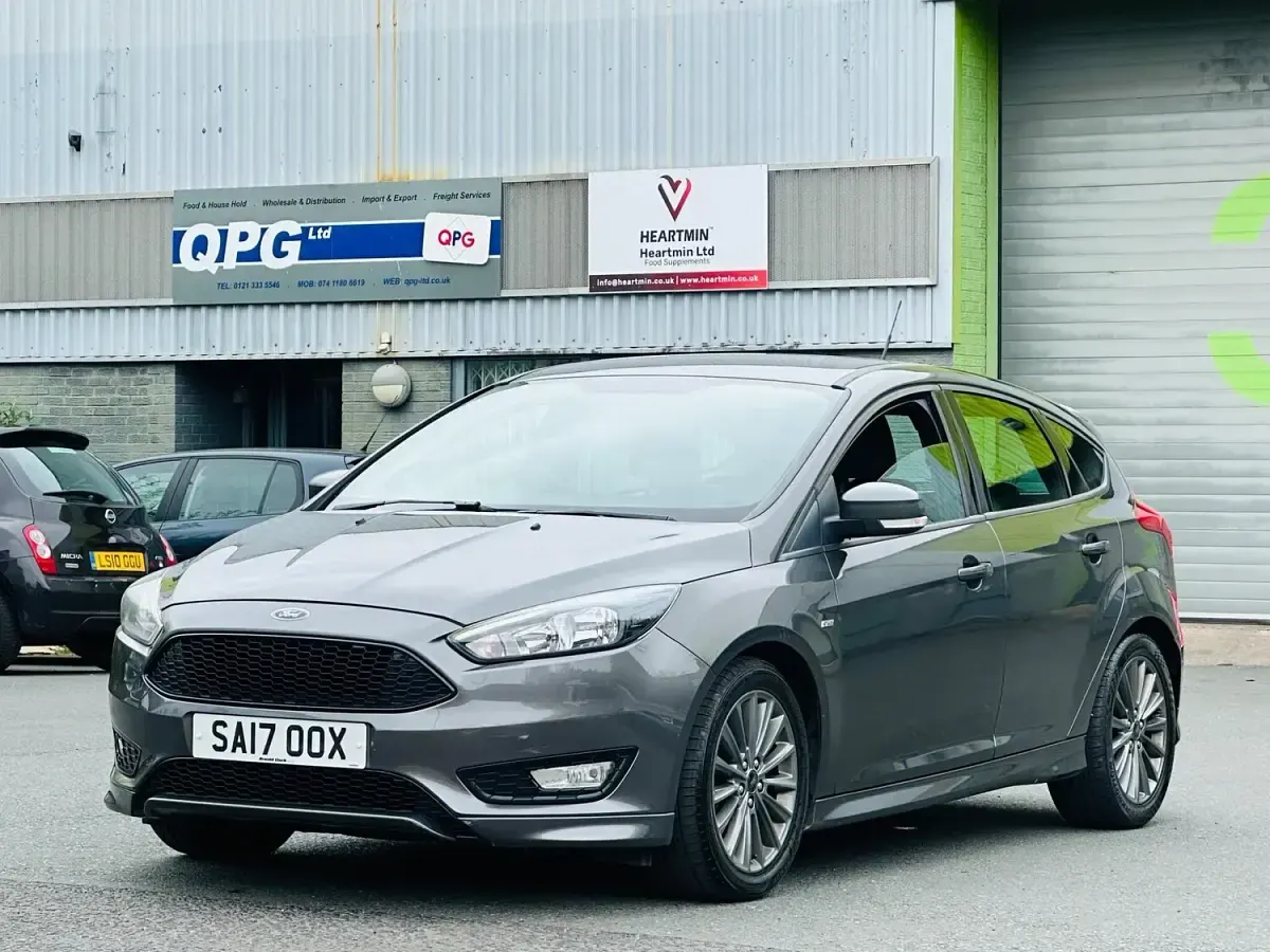Used Ford Focus ST-Line 2017 Grey Hatchback
