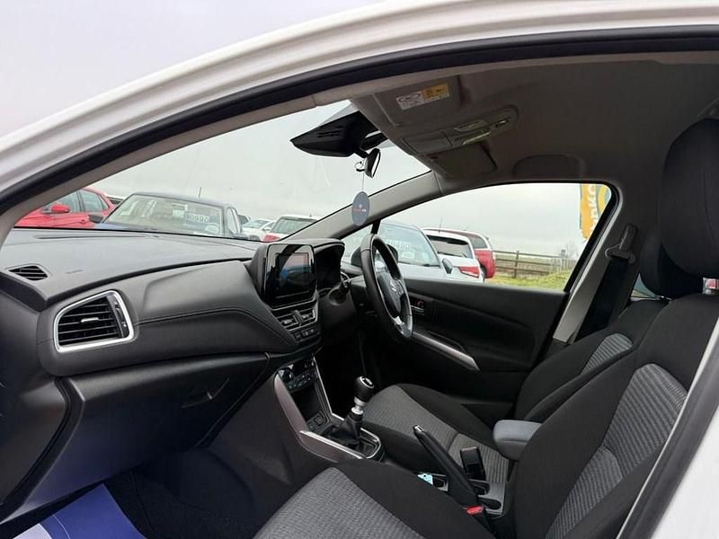 Used Suzuki SX4 2023 White Hatchback