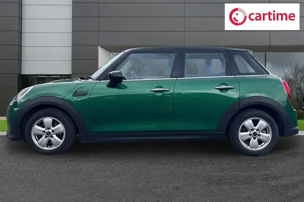 Used Mini Cooper Classic 136 HP (100 kW) 2023 Green Hatchback