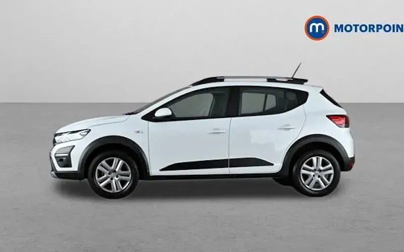 Used Dacia Sandero Comfort 91 HP (66 kW) 2022 White Hatchback