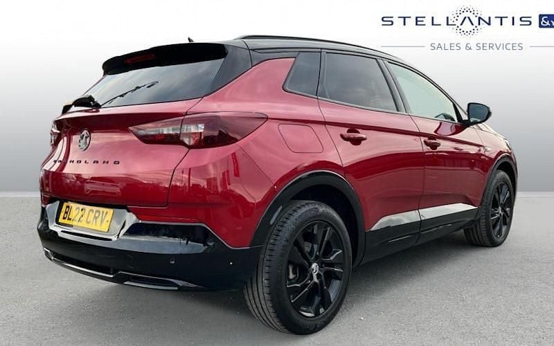 Second-hand Vauxhall Grandland X GS Line 131 CP (96 kW) 2022 Roșu SUV