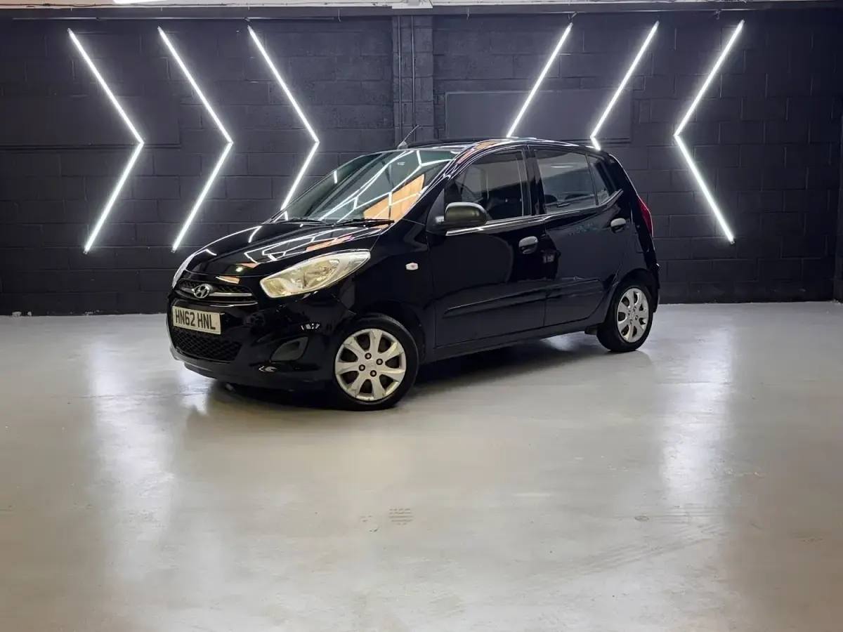 Used Hyundai i10 Classic 86 HP (63 kW) 2012 Black Hatchback