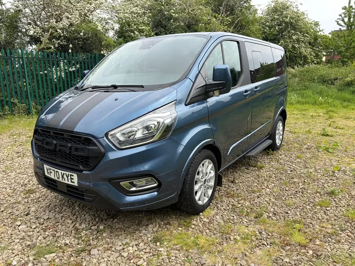 Used Ford Tourneo Titanium 130 HP (95 kW) 2020 Blue MPV