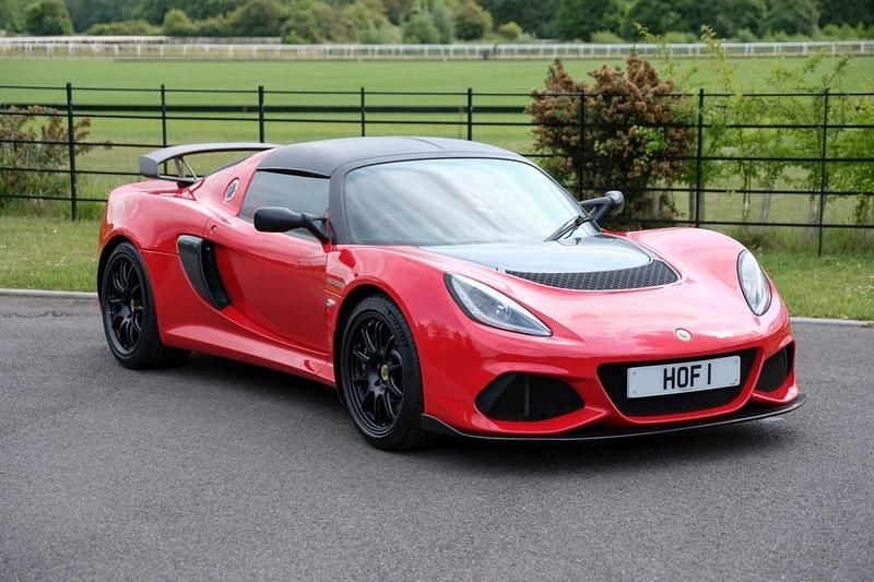 Used Lotus Exige 402 HP (295 kW) 2021 Red Coupe