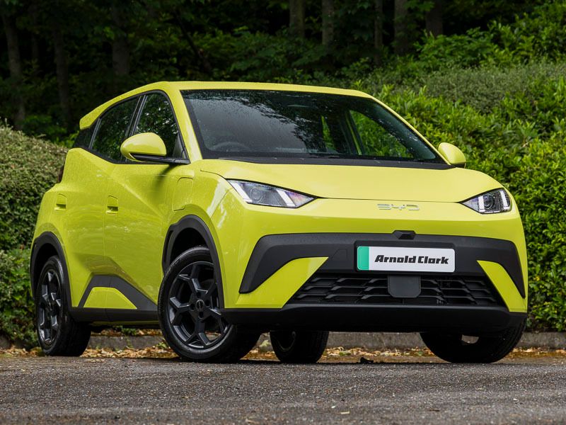 Yellow New 2025 BYD Dolphin Active Hatchback | £17,995 (Fair price) - Image 1/4