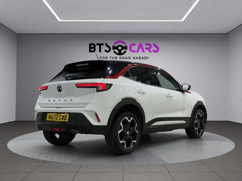 Used Vauxhall Mokka GS Line 130 HP (95 kW) 2022 White SUV