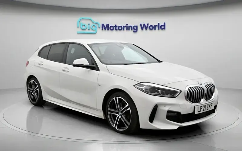 Used BMW 118 M Sport 136 HP (100 kW) 2021 White Hatchback