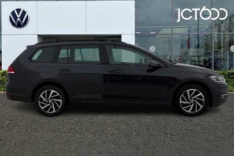 Used VW Golf VII 115 HP (84 kW) 2021 Estate