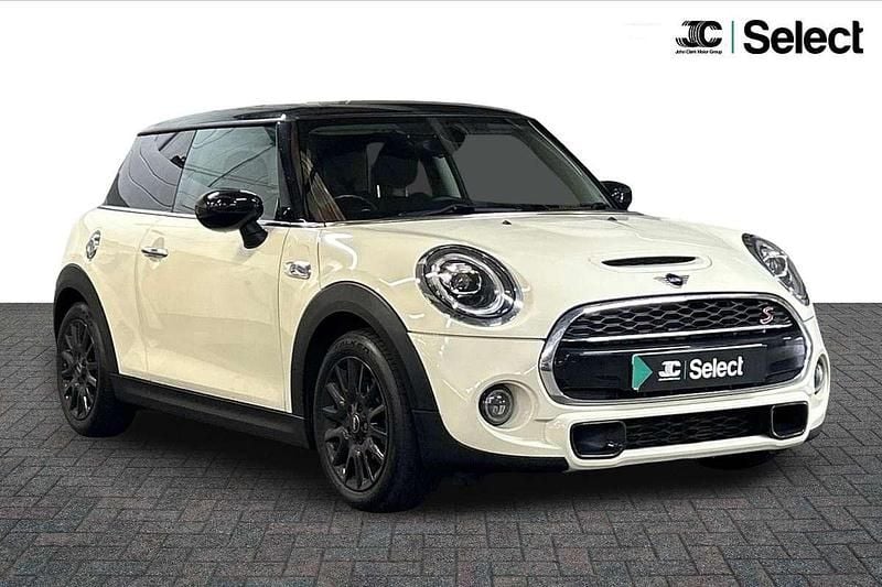 White Used 2019 Mini Cooper S Classic Hatchback | £14,100 (Good price) - Image 1/4