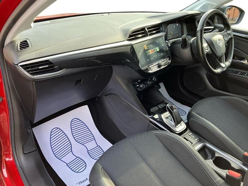 Used Vauxhall Corsa-e Elite 98 kW (134 HP) 2021 Red Hatchback