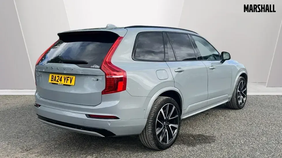 Begagnad Volvo XC90 Ultimate 300 HK (220 kW) 2024 Grå SUV