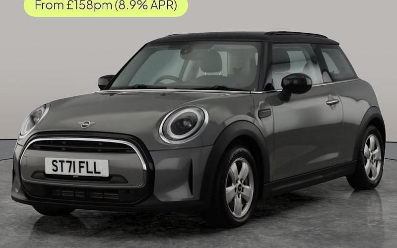 Used Mini Cooper Classic 136 HP (100 kW) 2022 Hatchback