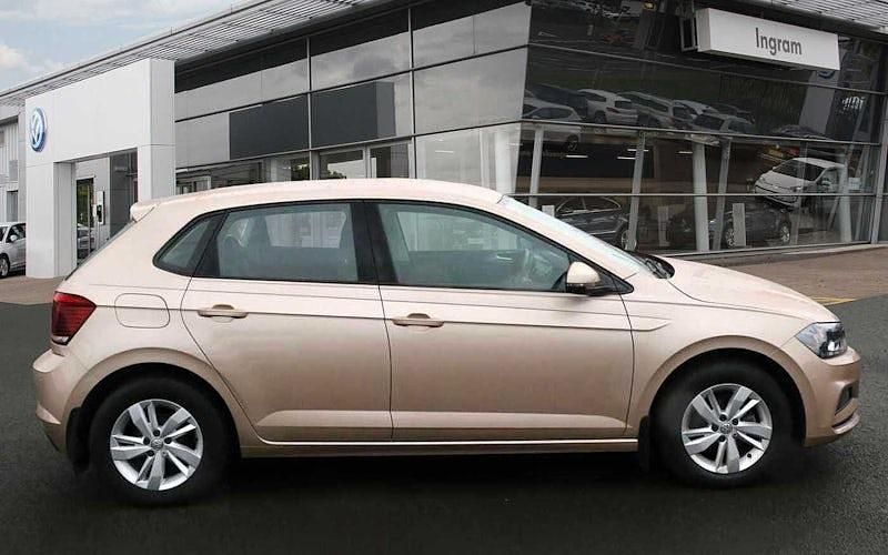 Used VW Polo SE 65 HP (47 kW) 2018 Beige Hatchback