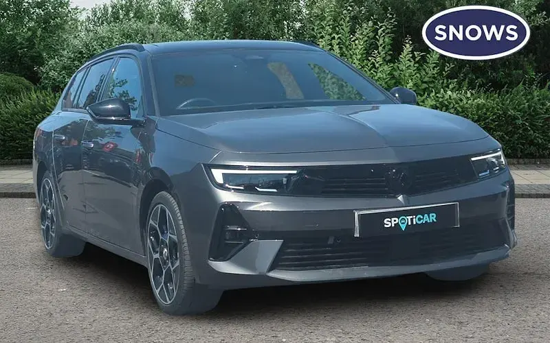 Begagnad Vauxhall Astra Ultimate 131 HK (96 kW) 2025 Kombi