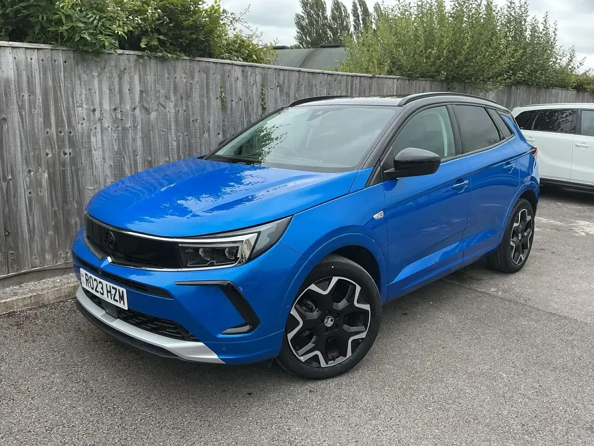 Used Vauxhall Grandland X Ultimate 130 HP (95 kW) 2023 Blue SUV