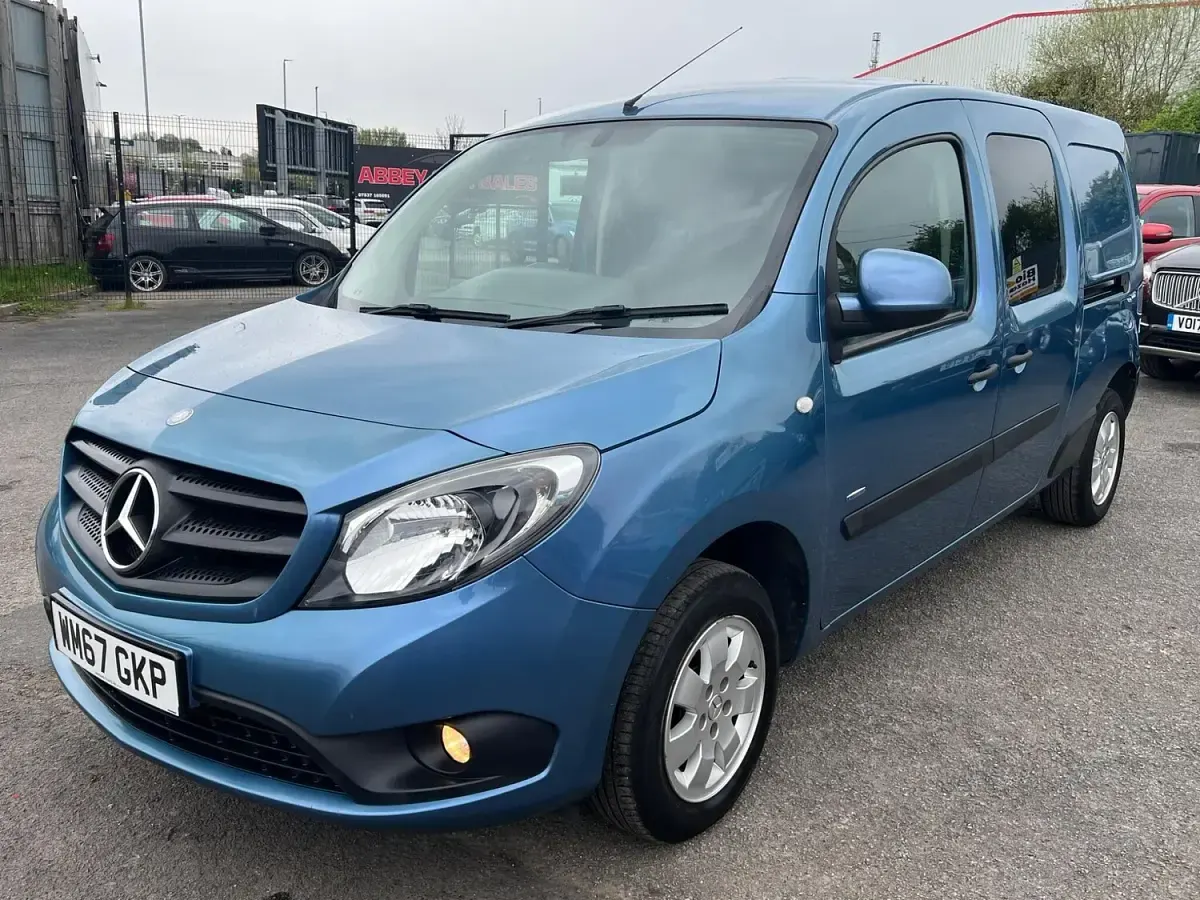 Used Mercedes Citan 111 2017 Blue MPV