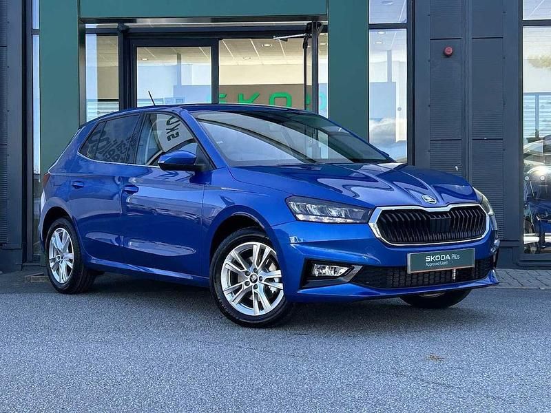Race blue metallic Used 2025 Skoda Fabia SE L Hatchback | £21,500 (Expensive) - Image 1/4