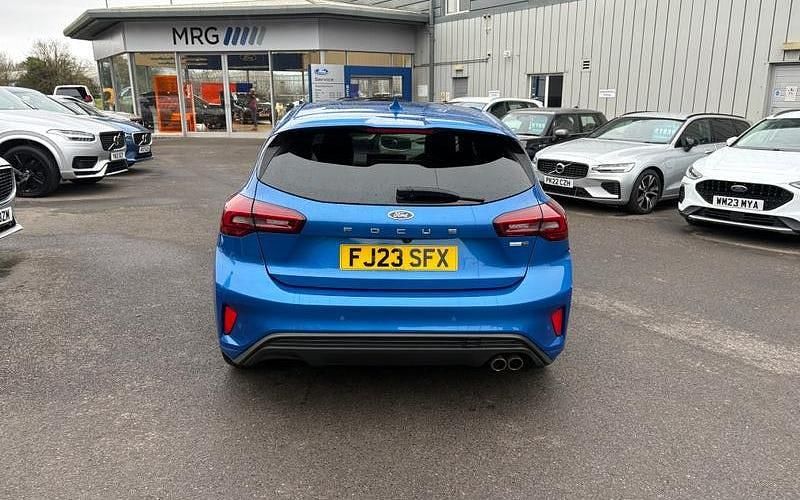 Usado Ford Focus ST-Line 125 HP (91 kW) 2023 Azul Citadino