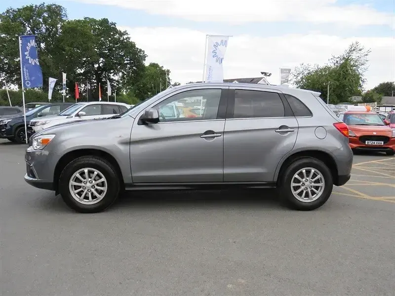 Used Mitsubishi ASX 117 HP (86 kW) 2017 Grey SUV