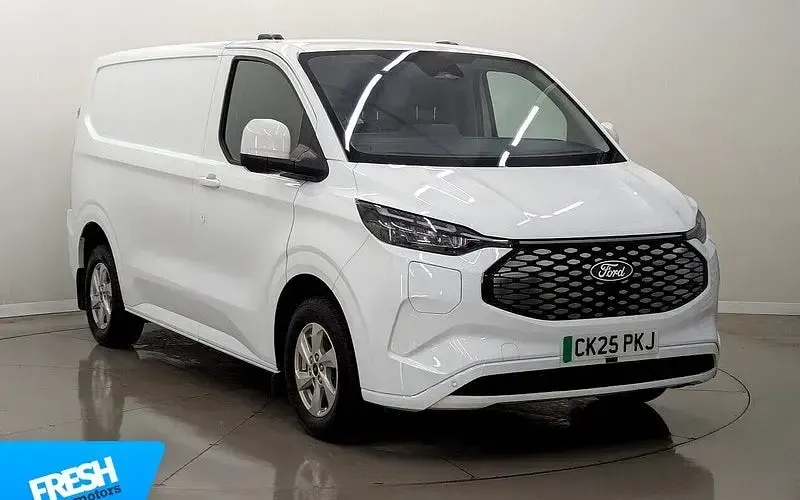 Begagnad Ford Transit Limited 100 kW (136 HK) 2025 Van