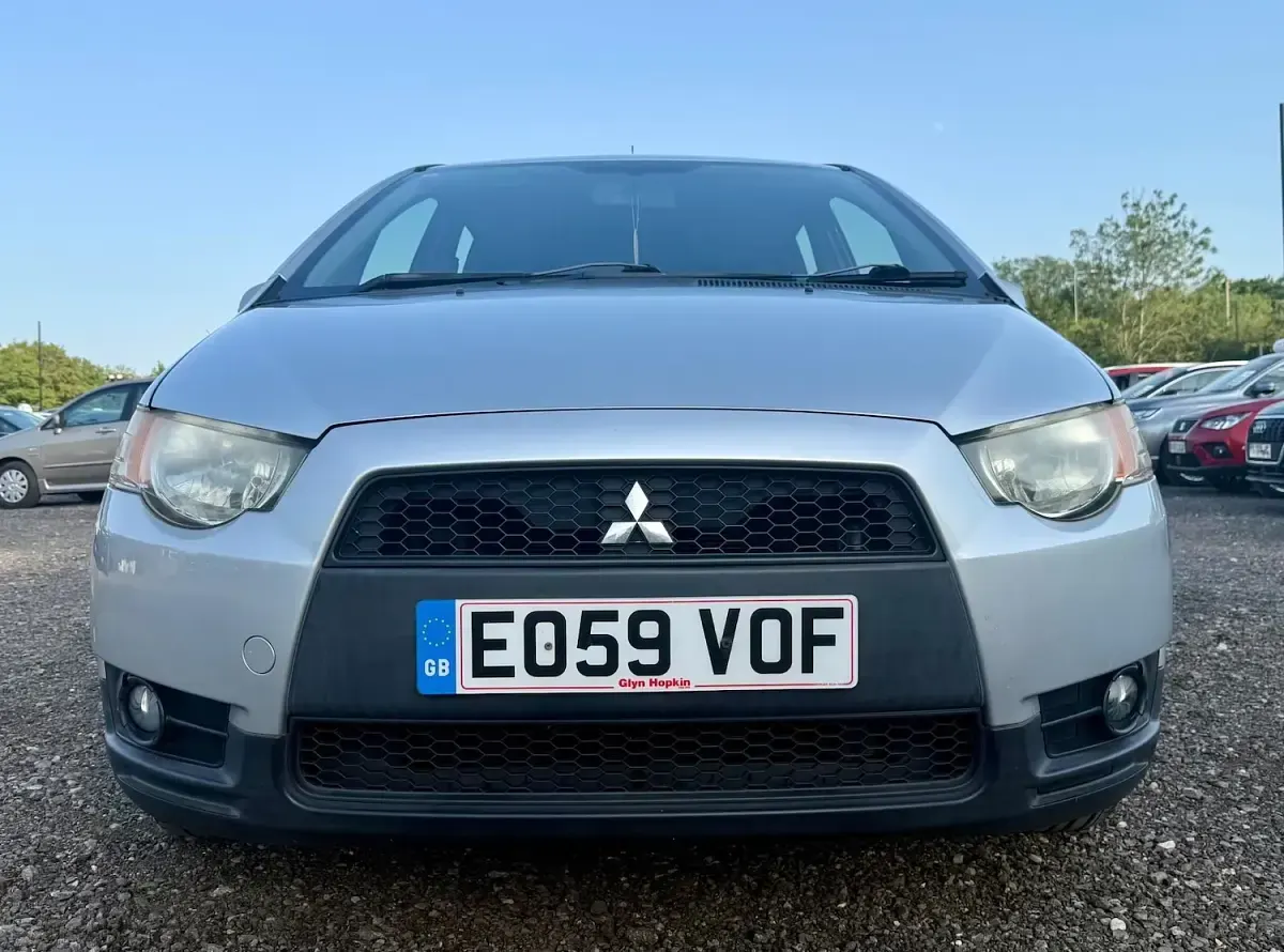 Used Mitsubishi Colt 95 HP (69 kW) 2009 Silver Hatchback