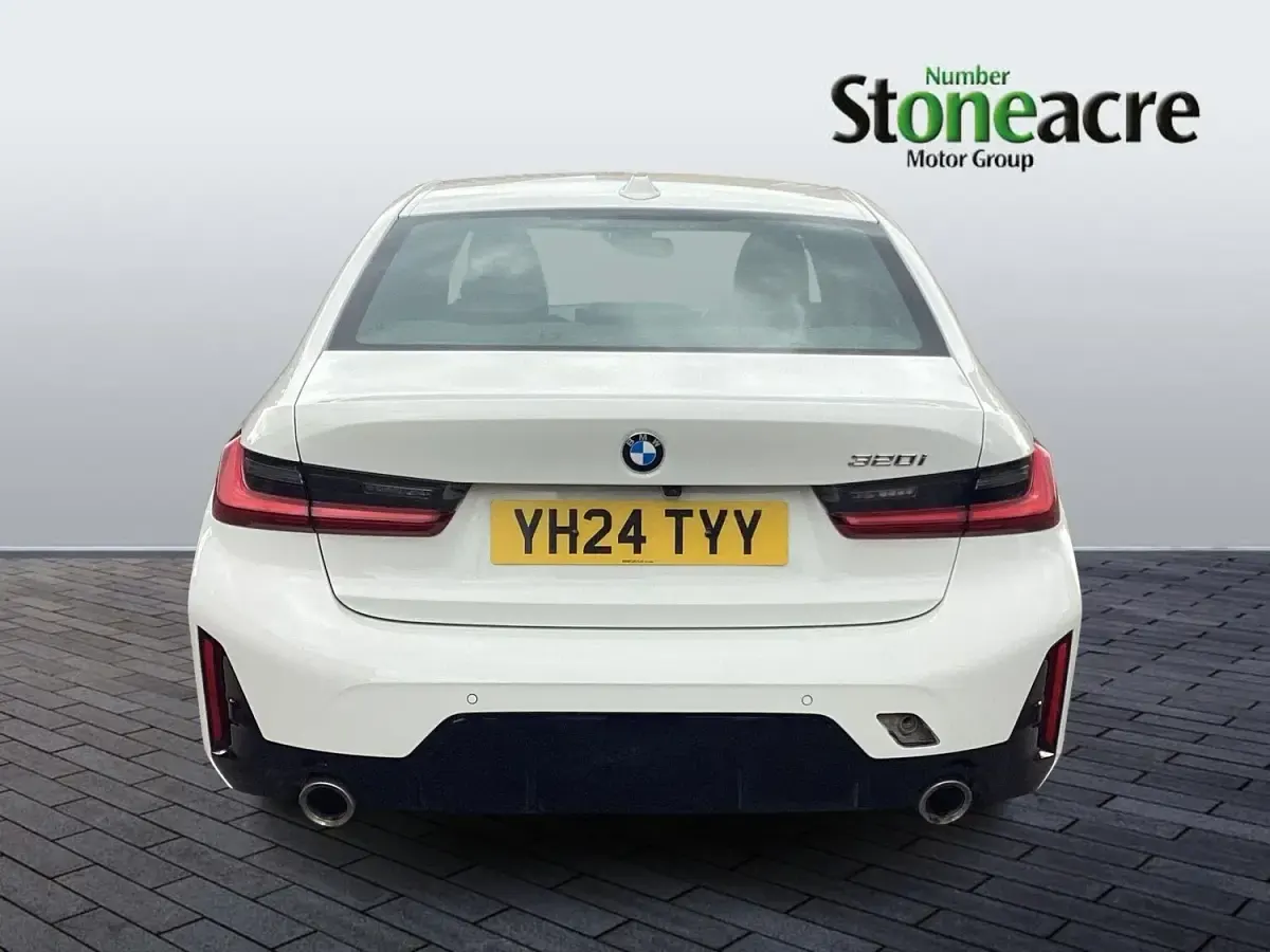 Used BMW 320 M Sport 180 HP (132 kW) 2024 White Sedan