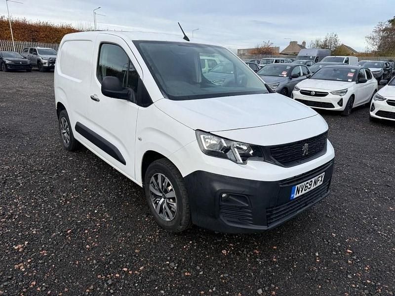 White Used 2020 Peugeot Partner S Van | £7,995 (Fair price) - Image 1/4