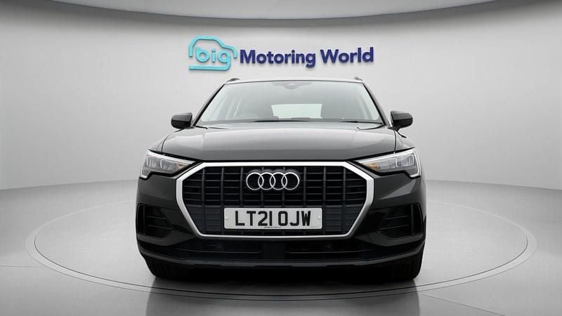 Used Audi Q3 148 HP (108 kW) 2021 Black SUV