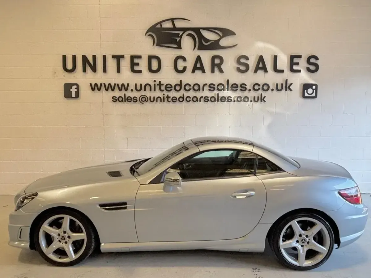 Begagnad Mercedes SLK250 AMG 2013 Silver Cab