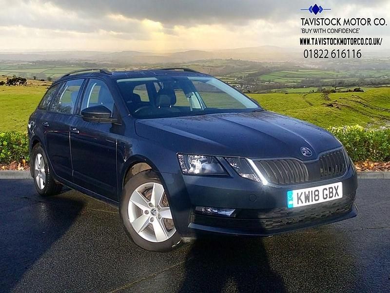 Used Skoda Octavia SE 150 HP (110 kW) 2018 Grey Estate