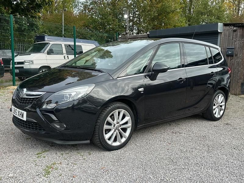 Black Used 2015 Vauxhall Zafira Tourer Elite MPV | £4,995 (Good price) - Image 1/4
