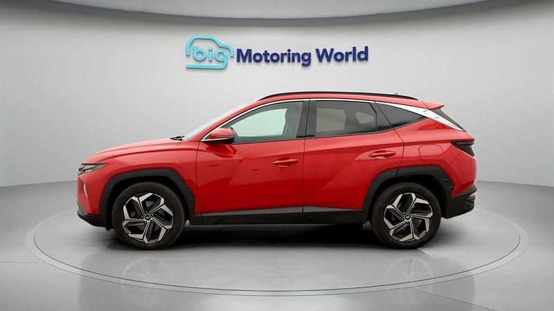 Used Hyundai Tucson Premium 230 HP (169 kW) 2023 Red SUV