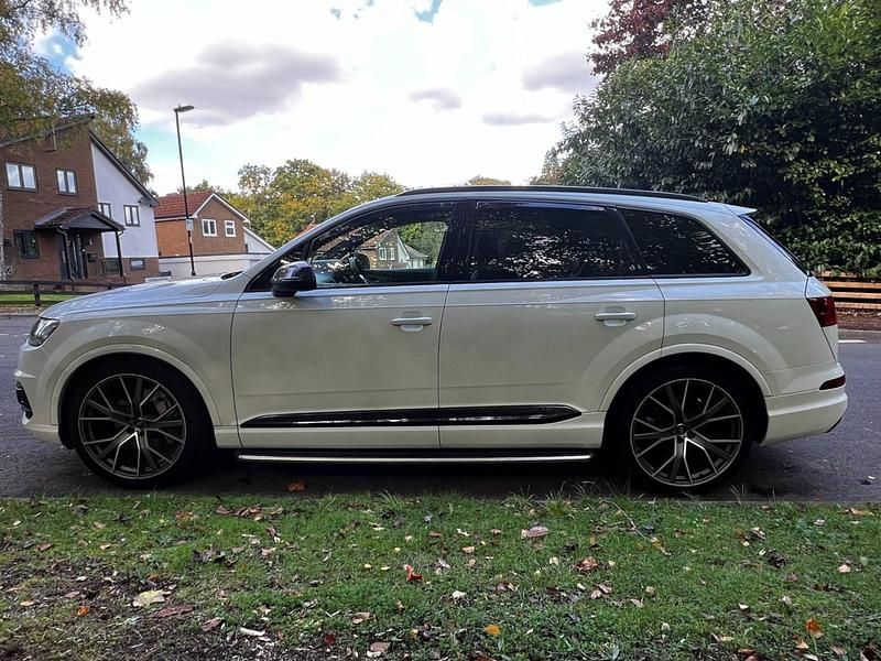 Used Audi Q7 S-Line 2017 White SUV