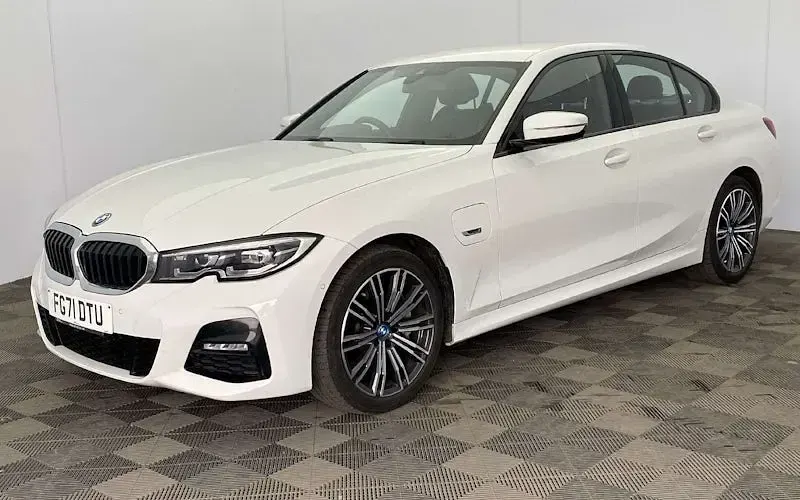 Used BMW 330e M Sport 292 HP (214 kW) 2021 Sedan