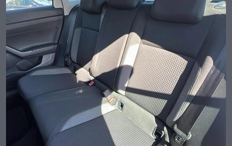 Used VW Taigo Life 108 HP (79 kW) 2022 White SUV