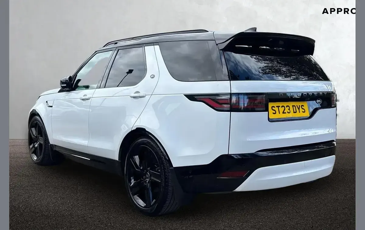Used Land Rover Discovery HSE Dynamic 296 HP (217 kW) 2023 White SUV