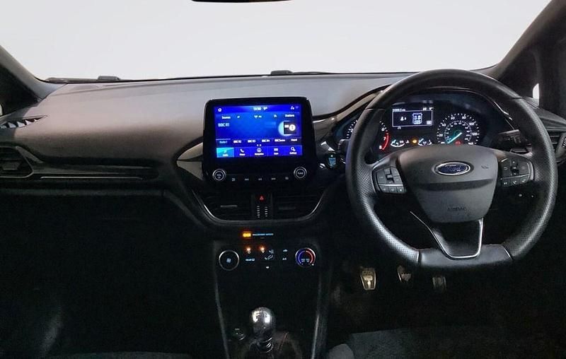 Used Ford Fiesta ST-Line 95 HP (69 kW) 2021 White Hatchback