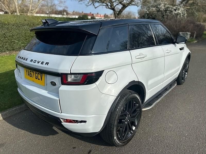 Używany Land Rover Range Rover evoque HSE Dynamic 2017 Biały Kombi
