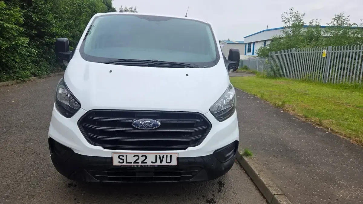 Used Ford Transit Custom 105 HP (77 kW) 2022 White Van