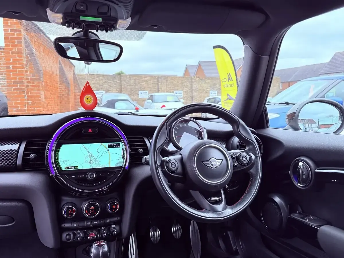 Used Mini John Cooper Works Hatch 230 HP (169 kW) 2017 Grey Hatchback