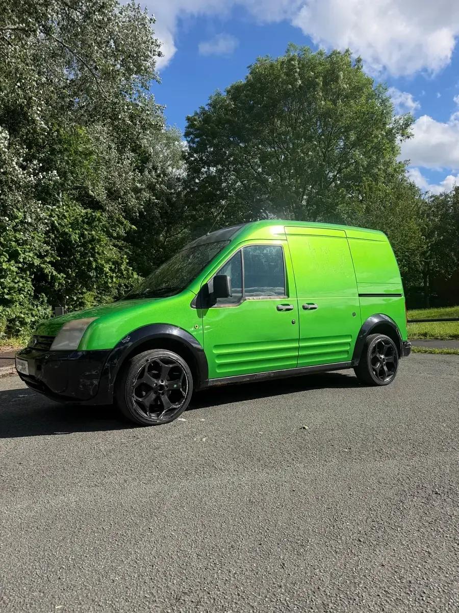 Used Ford Transit Connect 90 HP (66 kW) 2007 Green MPV